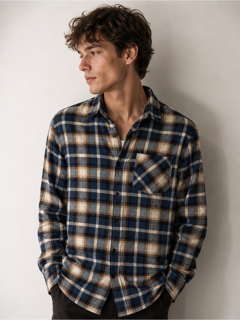 NWT Gap 100% Cotton Plaid Button Down Shirt Men’s Small